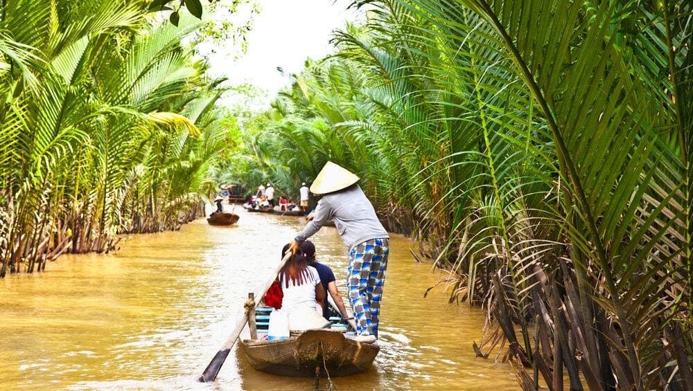 Visitors can explore floating markets, where goods like fruits, vegetables, and handicrafts are sold directly from boats, creating a one-of-a-kind shopping experience